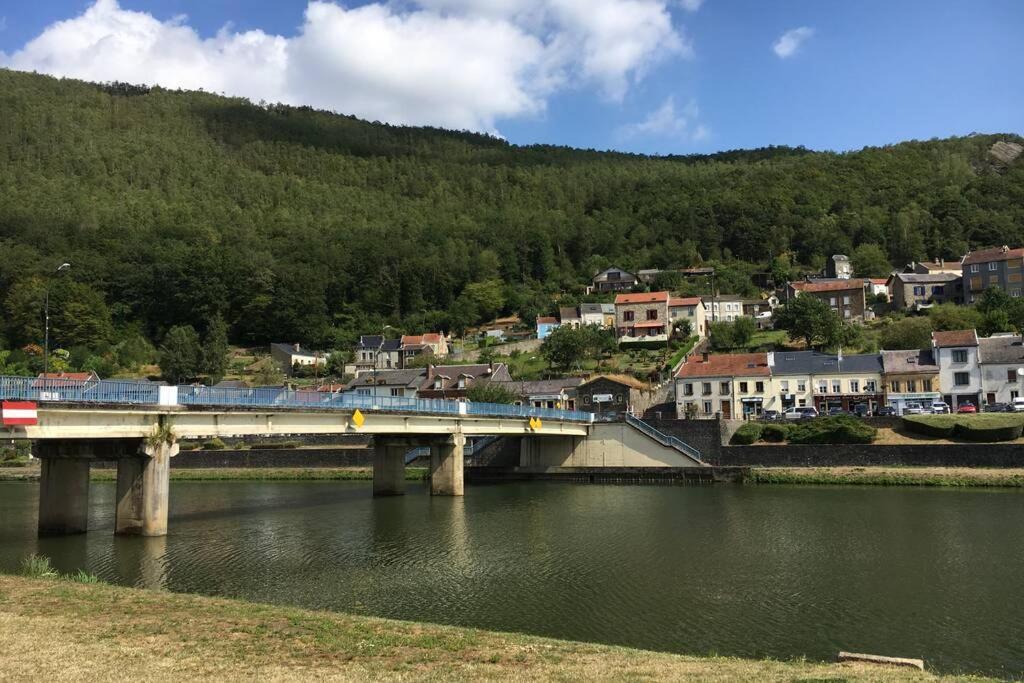Vieux Logis Een Prachtige Ardeense Vakantiewoning Врес-сюр-Сьомоа Екстериор снимка